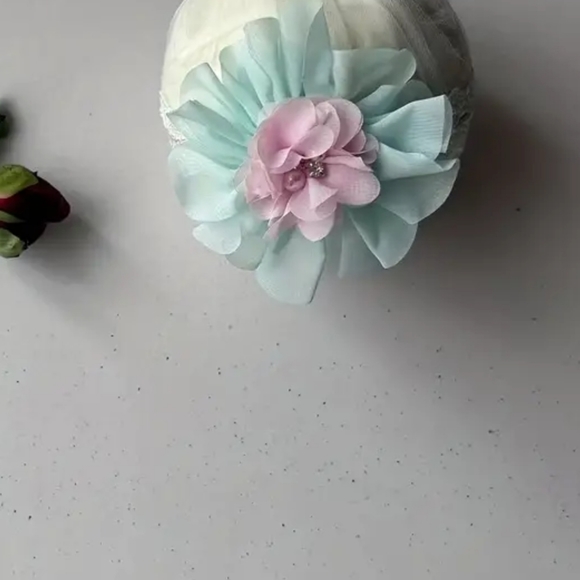 Baby tutu and headband - Picture 3 of 5